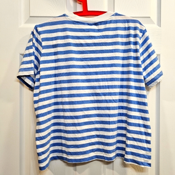 ✨️3/$20 Tees✨️ H&M Blue and White Striped Cropped Tee Women's Medium - Picture 3 of 12